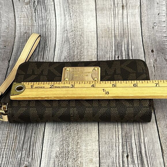 Michael Kors Wallet Jet Set Medium Brown Gold Zip Around Wallet MK Monogram - Picture 5 of 9